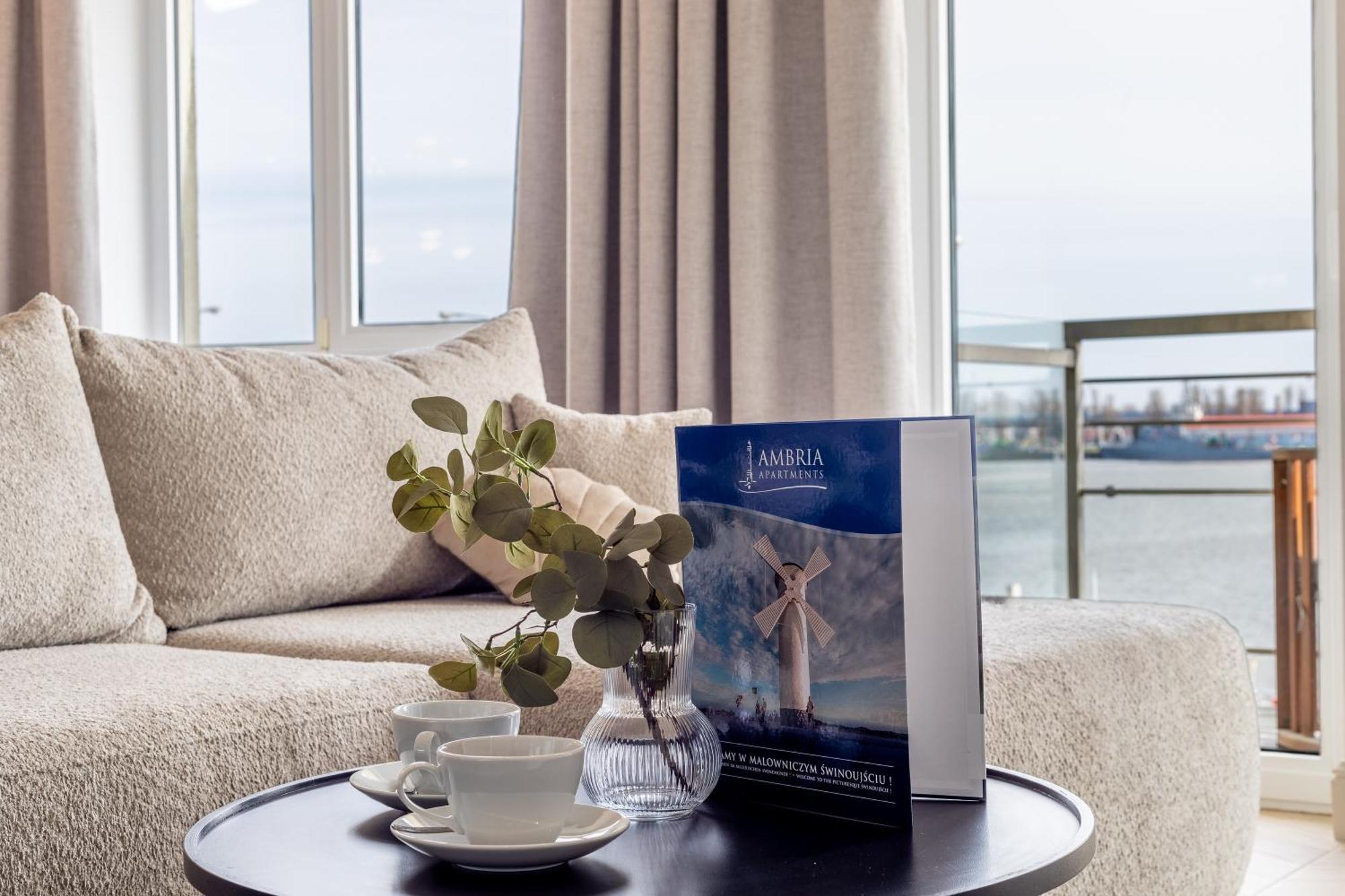 Ambria Apartments Centrum Swinoujscie Ngoại thất bức ảnh